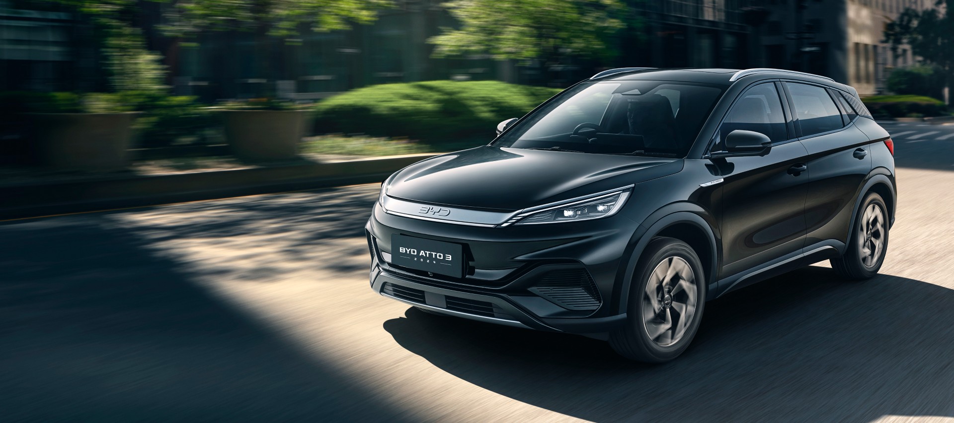 BYD Atto 3 hero image