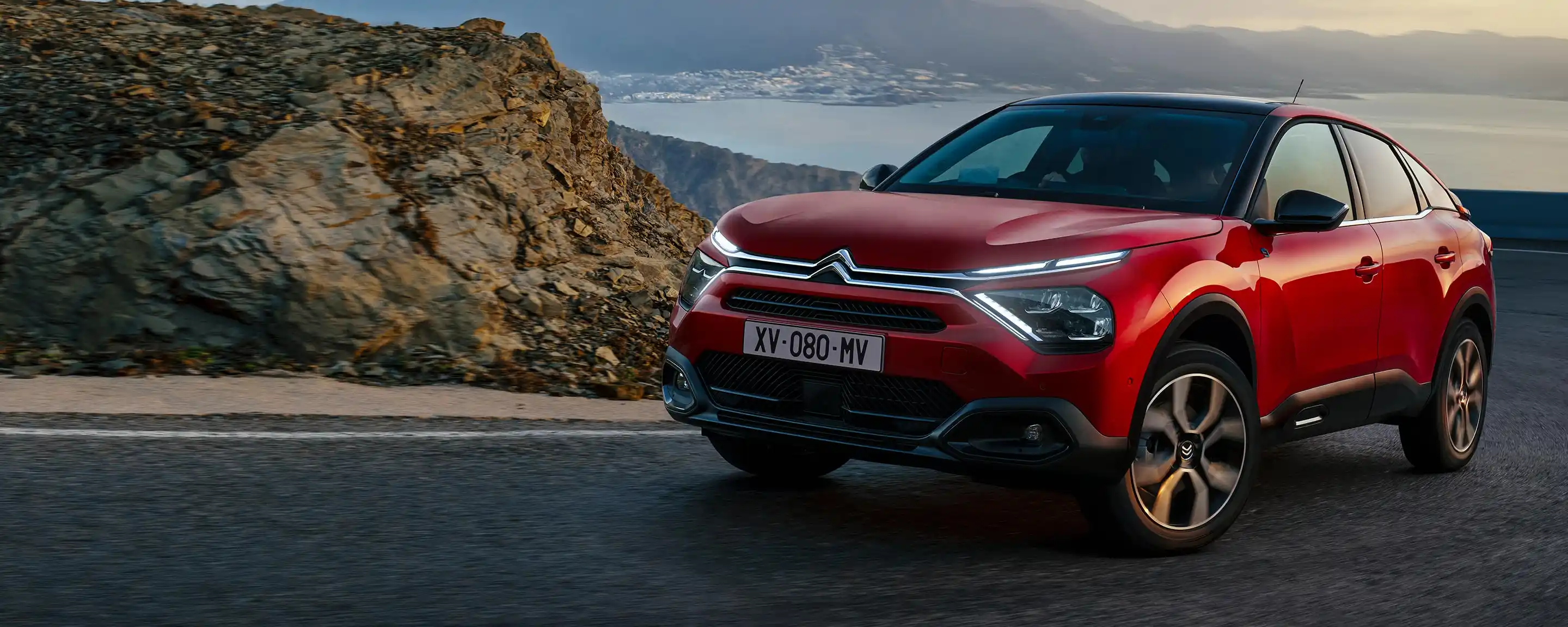 Citroen C4 Shine hero image