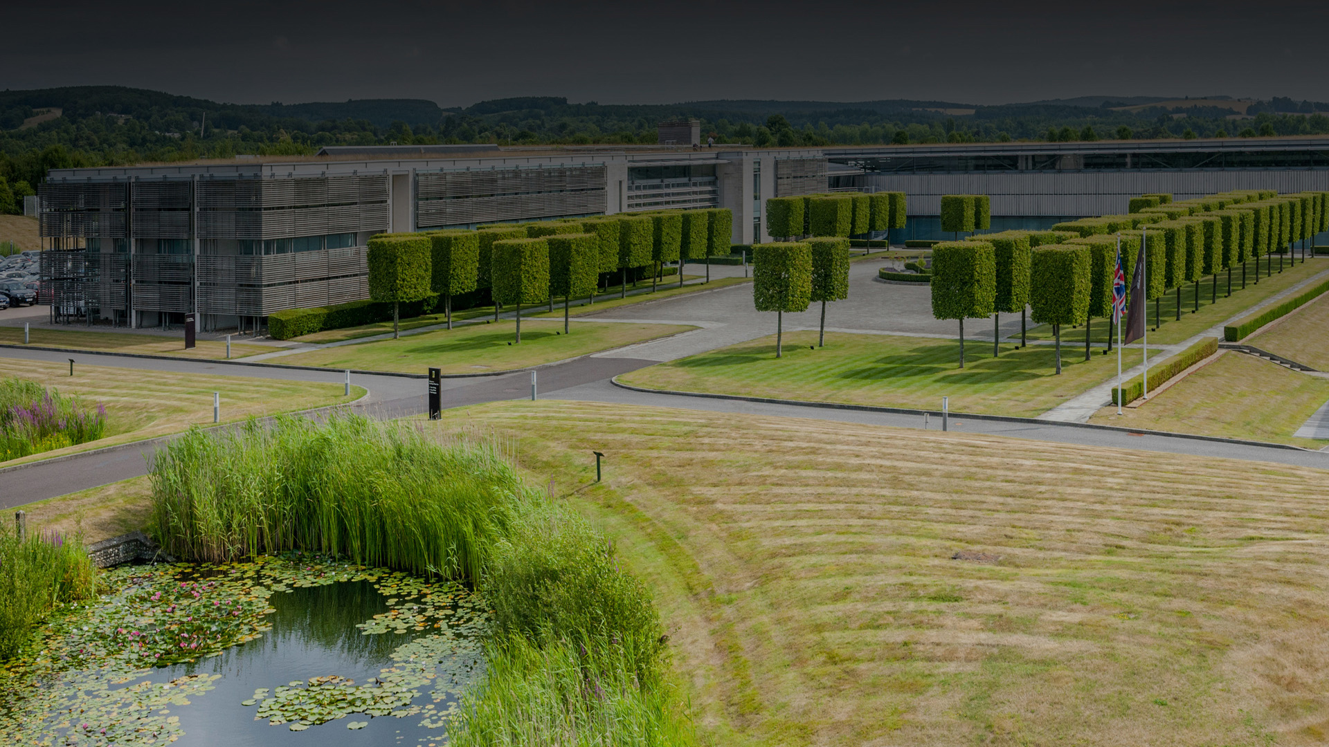 Rolls-Royce Phantom 2020 hero image